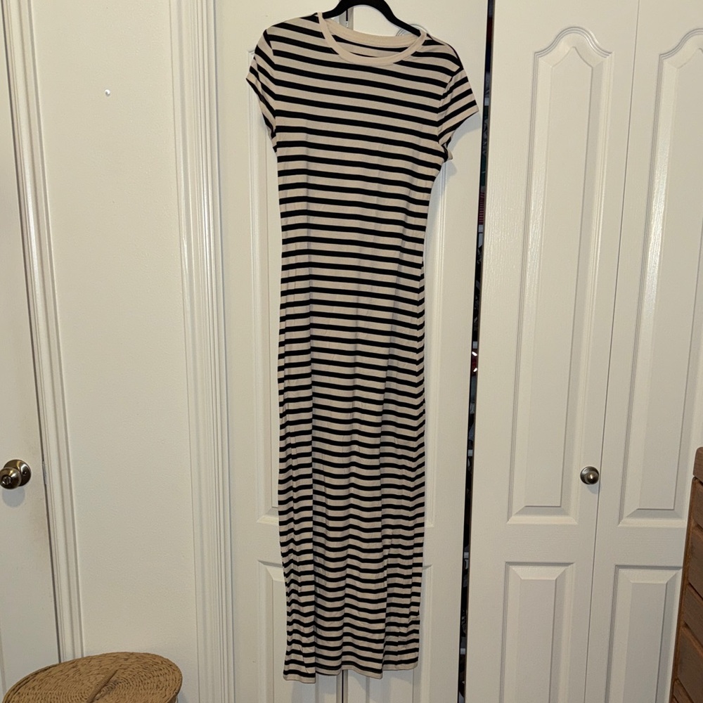a new day Black and White Striped Short-Sleeve Maxi Dress